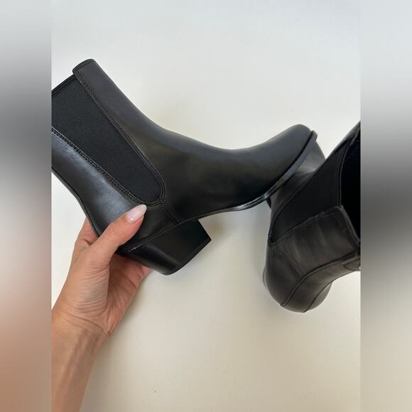 Michael kors Kinlee Leather Ankle Boot size 6 NEW IN BOX - Picture 11 of 15